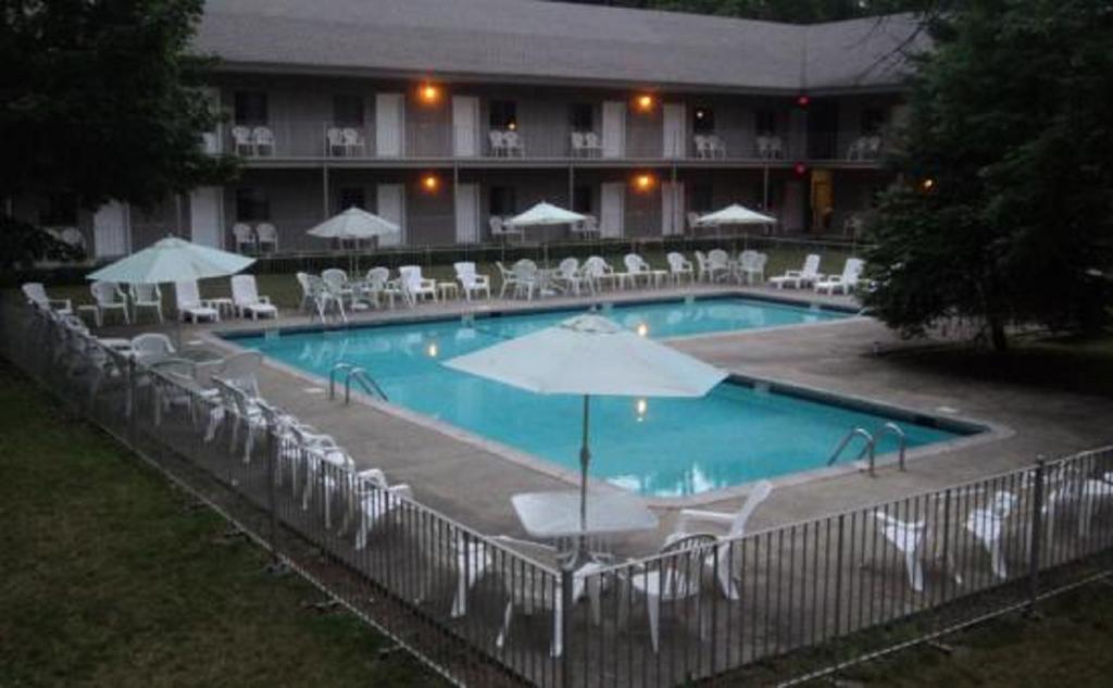 The Stone Gate Resort Lake George Dış mekan fotoğraf